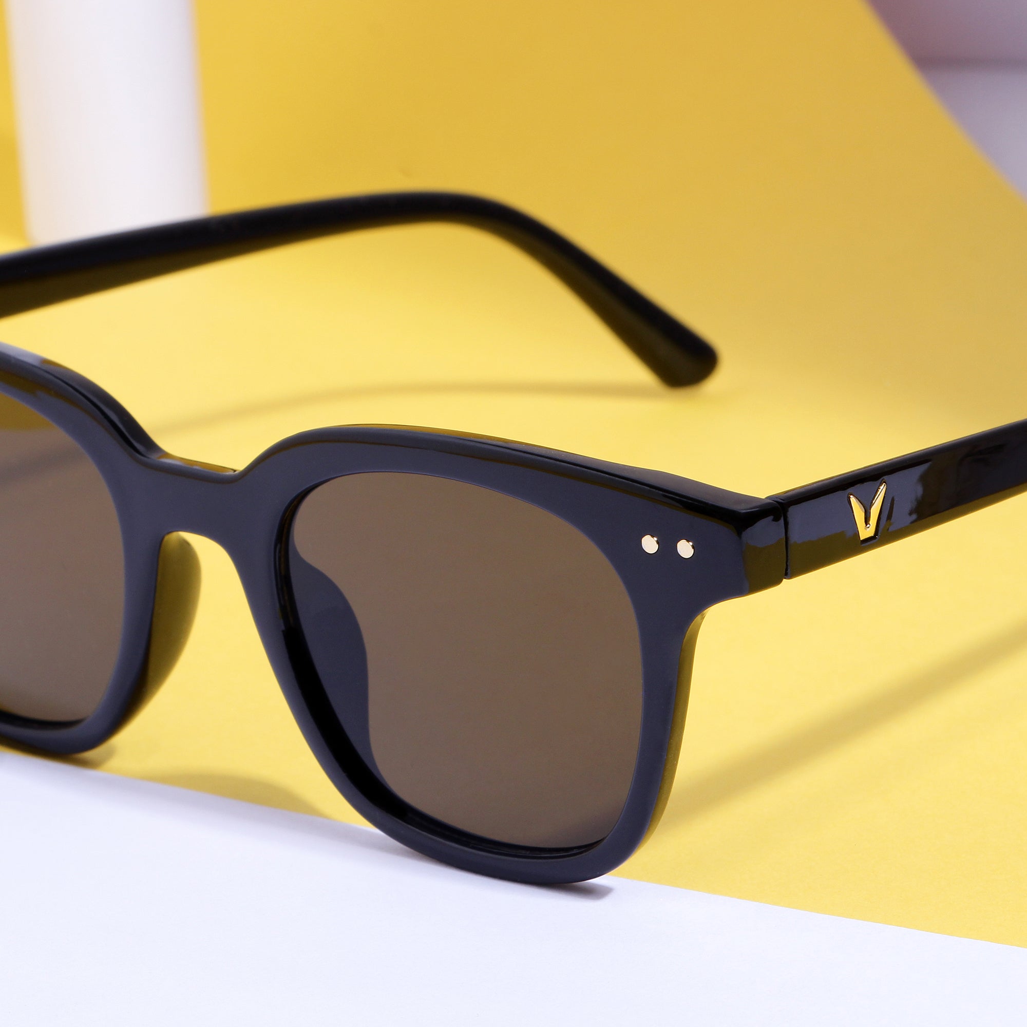 Guppy V1 Black Sunglasses